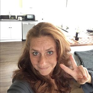 Meet your Posher, Kelly